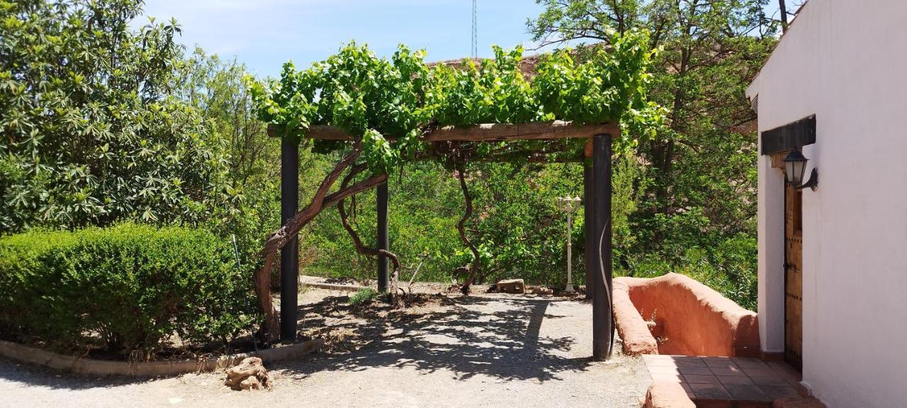 Casas Cueva Y Cortijo La Tala En Guadix Hotel Luaran gambar